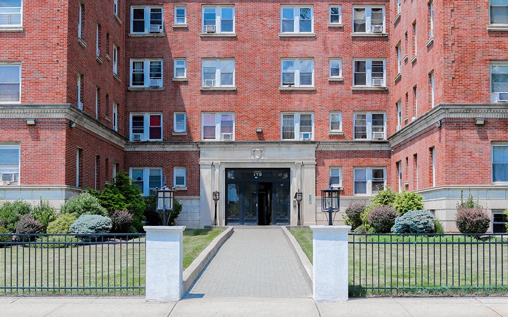 179 South Harrison Apartments, 179 South Harrison Street, East Orange